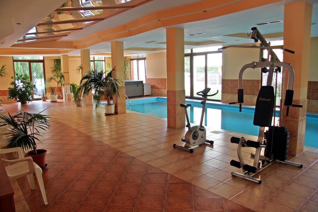 Levi'S Wellness Apartman Сиофок Екстериор снимка